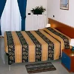 Otel Greco 2*