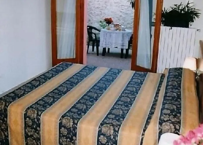 Отель Greco
